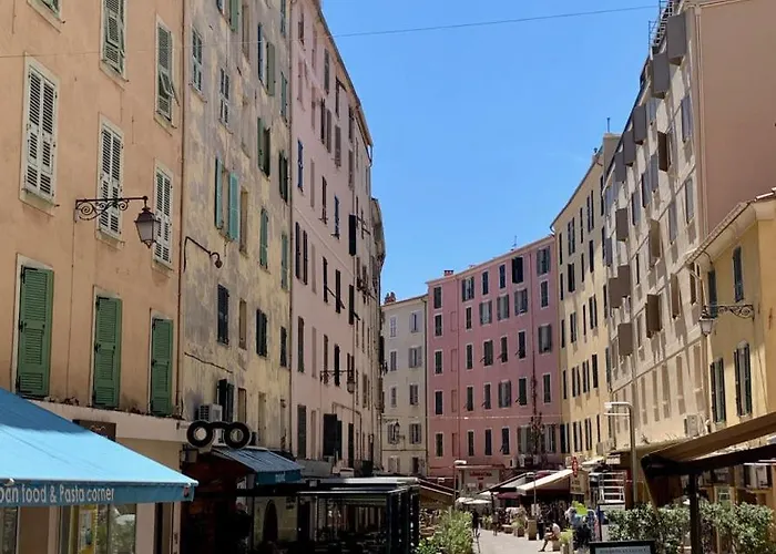 Terrasse Au Coeur D'ajaccio Lägenhet